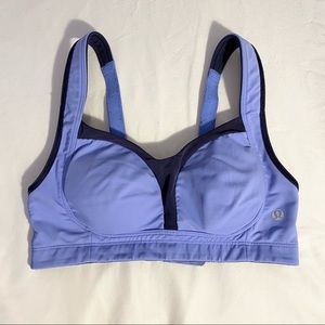 Lululemon sports bra